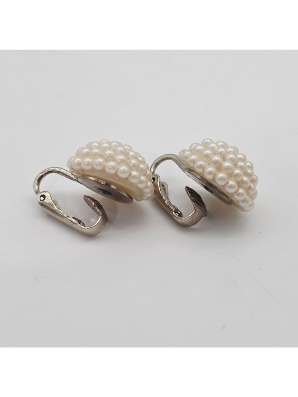Faux Pearl Clip-On Earrings Round Cluster Design 5/8" - Picture 4 of 6